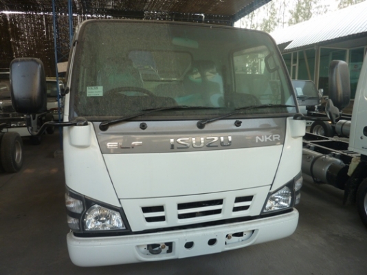 ISUZU NKR ตาเพชร  150 HP 4 สูบ ป้ายเล็กไม่ติดเวลา 4 ล้อ