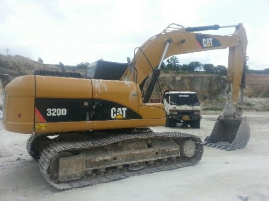 นำเสนอ 320 D ทำงาน 6000 ชั่วโมง เอาทะเบียีะบบไฟครบ สภาพ 80\% ใช้งานอยู่อยากขายมากๆเลยสายใต้จากชังตะวัน นำเสนอ 320 D ทำงาน 6000 ชั่วโมง เอาทะเบียีะบบไฟครบ สภาพ 80\% ใช้งานอยู่อยากขายมากๆเลยสายใต้จากชังตะวัน