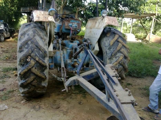 รถไถนา FORD 6600 เสื้อเรียบ ผาน3+ดันหน้า ไทยเฮงหลี