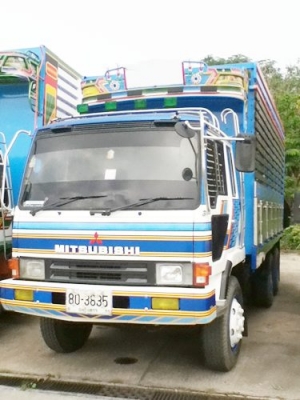 ขายรถบรรทุก 10 ล้อ เพลาเดียว หลายคัน ขายรถบรรทุก 10 ล้อ เพลาเดียว หลายคัน