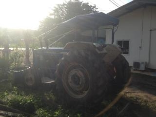 ขายรถไถ FORD 6610 เพลาเดียว รถสวยพร้อมใช้ เอกสารเล่มทะเบียนโทร 0819701072