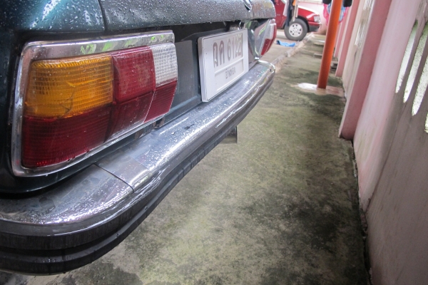 ขายรถ BMW E12 คลาสสิคเครื่อง 1G ติด GAS LPGแล้ว 29000 ราคาถูกกว่ามอเตอร์ไซค์ กันแดดกันฝน