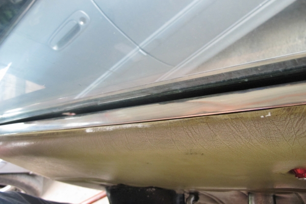 ขายรถ BMW E12 คลาสสิคเครื่อง 1G ติด GAS LPGแล้ว 29000 ราคาถูกกว่ามอเตอร์ไซค์ กันแดดกันฝน