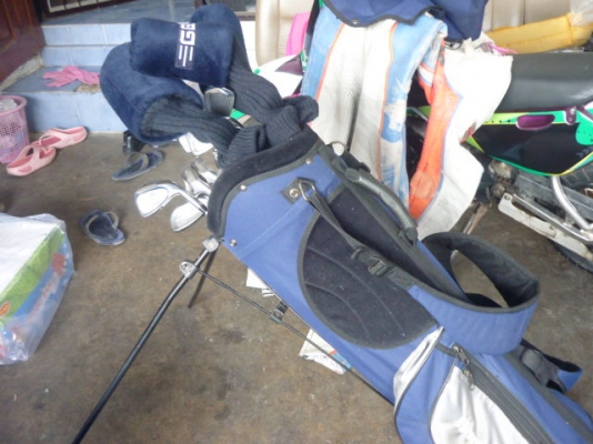 ไม้กอล์ฟ ยกถุง ของรุ่นใหม่สภาพ95\% ก้านการ์ไฟ หัวไม้ Taitanium ไม้กอล์ฟ ยกถุง ของรุ่นใหม่สภาพ95\% ก้านการ์ไฟ หัวไม้ Taitanium