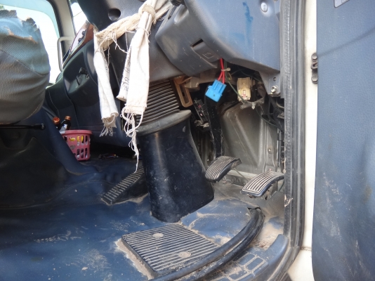 ขายด่วน รถสิบล้อสองเพลาดัมพ์ พ่วง แม่-ลูก HINO MEGA320 ปี 48 พร้อใช้งาน ขายด่วน รถสิบล้อสองเพลาดัมพ์ พ่วง แม่-ลูก HINO MEGA320 ปี 48 พร้อใช้งาน