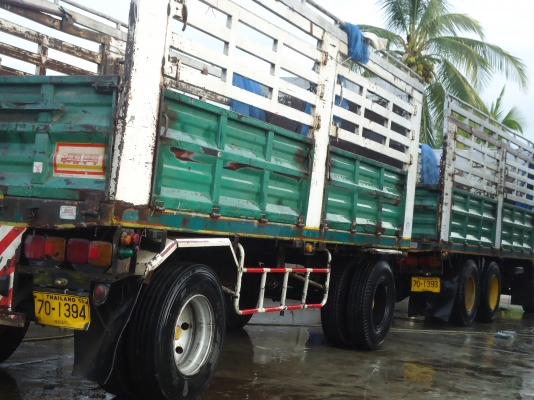 ต้องการขายรถสิบล้อคอกเกษตรแม่+ลูกสองเพลาไม่ดั๊ม