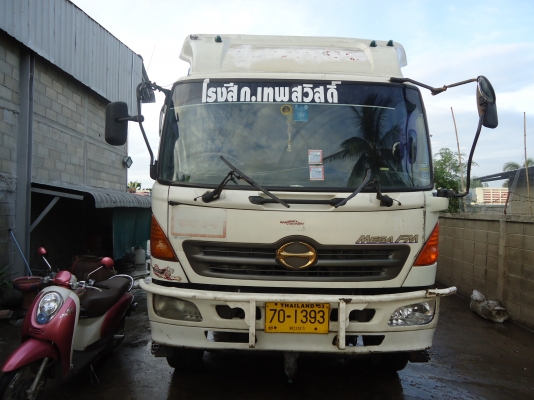 ต้องการขายรถสิบล้อคอกเกษตรแม่+ลูกสองเพลาไม่ดั๊ม