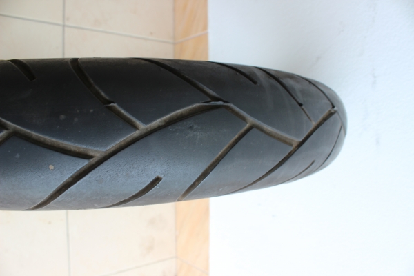 ขาย ! ยาง MICHELIN 18" 100/90 ขาย ! ยาง MICHELIN 18" 100/90