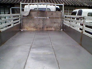 ขายดาวน์รถบรรทุก6ล้อกลาง NPR 75K 150แรงม้า