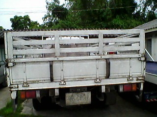 ขายดาวน์รถบรรทุก6ล้อกลาง NPR 75K 150แรงม้า