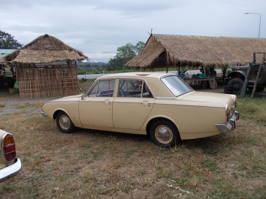 ขอแลกรถฟอร์ดคอแซปี   1977ทะเบียนกับบิ๊กไบค์