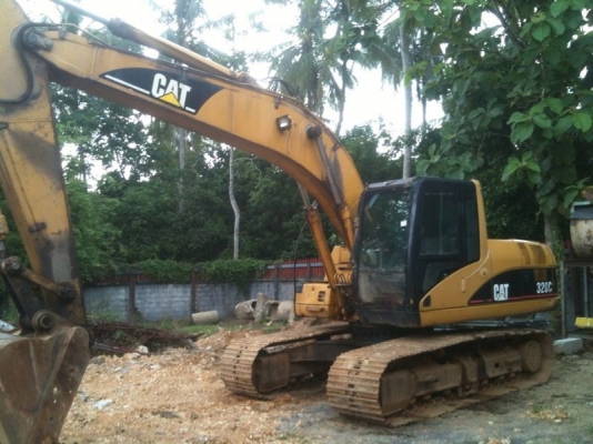 รถแบคโฮ CAT 320C  รถทำงาน 11,xxx ซม.  สนใจติดต่อ 081 - 6079515
