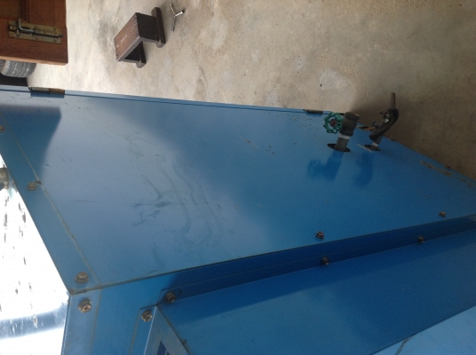 ขายเครื่องปั้มลมเก่าญี่ปุ่นแบบตู้เก็บเสียง ขนาด 3 สูบ ทูสเตด ยี่ห้อ Maiji ขนาด 7.5 แรงม้า( 5.5 kw). สภาพสวยสุดๆรุ่นใหม่ สีเดิมๆ ยังไม่เคยใช้งานในไทย