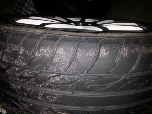 ขายmax 18&times;7.5" 10500บาท