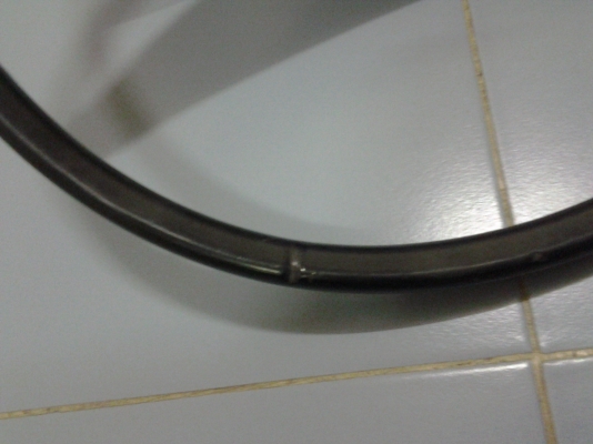 ขายพวงมาลัยช้างเหยืยบ