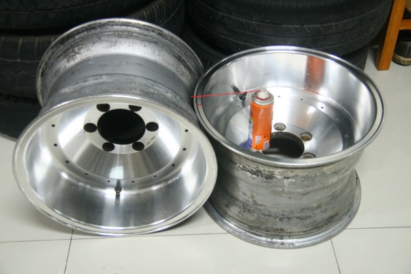 ล้อแม็กลายตัน ขอบ15กว้าง10นิ้ว 1คู่ ล้อแม็กลายตัน ขอบ15กว้าง10นิ้ว 1คู่