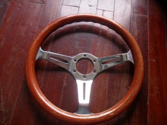 *** พวงมาลัยเรโทร13.5" 850บ.พร้อมส่ง ***