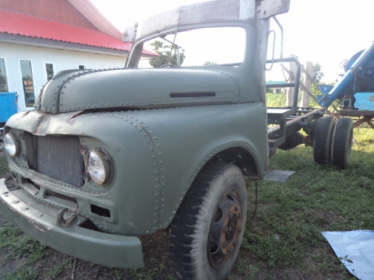 ขายรถ6ล้อหัวคัซซีพร้อมกะบะเทเลอร์เครื่อง120แรง พวงมาลัยเพาเวอร์ ช่วงล่างนิสสันยูดี