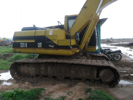 Catterpillar 320V2