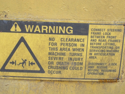 รถตักล้อยาง-CAT950E--950F-ขายรวม2คัน-แถมรถฟอร์คลิฟต์5คัน- รถตักล้อยาง-CAT950E--950F-ขายรวม2คัน-แถมรถฟอร์คลิฟต์5คัน-