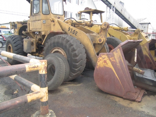 รถตักล้อยาง-CAT950E--950F-ขายรวม2คัน-แถมรถฟอร์คลิฟต์5คัน- รถตักล้อยาง-CAT950E--950F-ขายรวม2คัน-แถมรถฟอร์คลิฟต์5คัน-