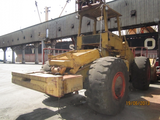 รถตักล้อยาง-CAT950E--950F-ขายรวม2คัน-แถมรถฟอร์คลิฟต์5คัน- รถตักล้อยาง-CAT950E--950F-ขายรวม2คัน-แถมรถฟอร์คลิฟต์5คัน-