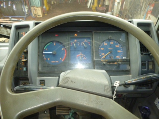 ขายสิบล้อเพลาเดียว JO8C คอกสูง ลดเหลือ 12 หมื่นถ้วน