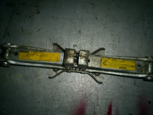 แม่แรง หมุนเกลี่ยว 850 กก.