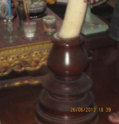 ขาย งาช้างคู่ แท้ สูง 136 ซม มีใบอานุญาติถูกต้อง หนัก 12กิโล ขาย 1850000-