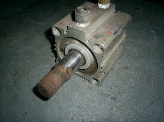 กระบอกลม (Air Cylinder) กระบอกลม (Air Cylinder)