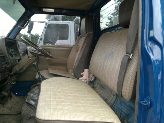 ขาย 6 ล้อ  ดั้ม TOYOTA  Dyna  200 เครื่องเดิม 11B เครื่องดี แซทซีสวย