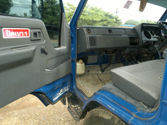 ขาย 6 ล้อ  TOYOTA  Dyna  300 เครื่องเดิม 14B เครื่องดี แซทซีสวย