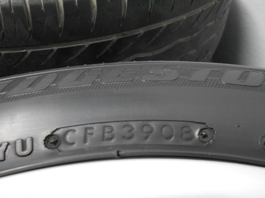 ขายล้อแม็ก Honda jazz ขอบ 15 พร้อมยางบริดสโตนปี 08/เทิร์นได้-ใส่ฟรีค่ะ