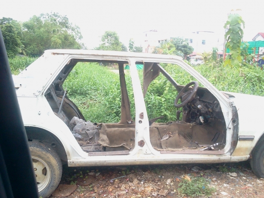 ขายทะเบียนพร้อมคัทซีtoyota crown12000บาท