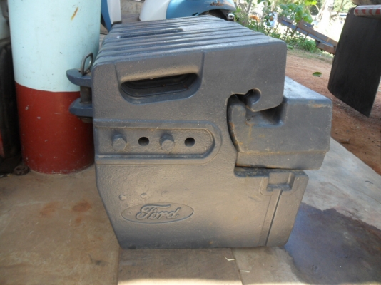 ขาย เวทถ่วงหน้ารถไถ ฟอร์ดทุกรุ่น 10S, NEW HOLLAND 40 TS TM TDทุกรุ่น ราคา20,000-35,000บาท.