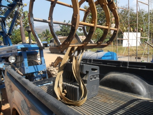 ขาย เวทถ่วงหน้ารถไถ ฟอร์ดทุกรุ่น 10S, NEW HOLLAND 40 TS TM TDทุกรุ่น ราคา20,000-35,000บาท.