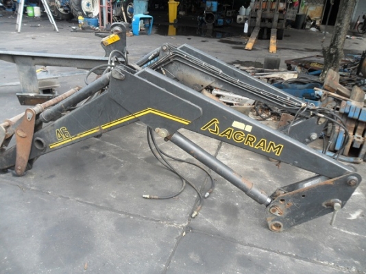 ขายแล้วครับ ชุดตักหน้าฟอร์ด 10/40 ตรงรุ่น ยี่ห้อ AGRAM 46 อุปกรณ์ครบ พร้อมเมื่อไหร่มารับได้ตลอดครับ