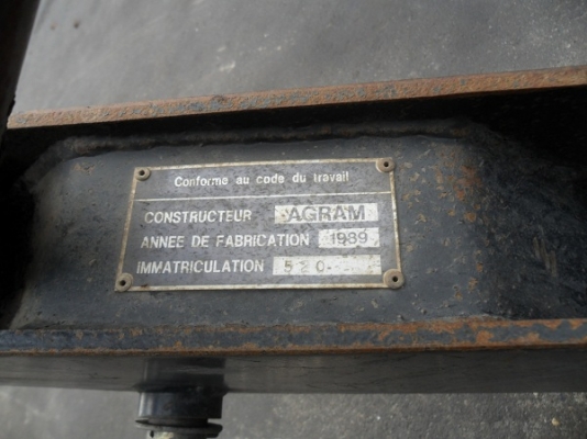 ขายแล้วครับ ชุดตักหน้าฟอร์ด 10/40 ตรงรุ่น ยี่ห้อ AGRAM 46 อุปกรณ์ครบ พร้อมเมื่อไหร่มารับได้ตลอดครับ