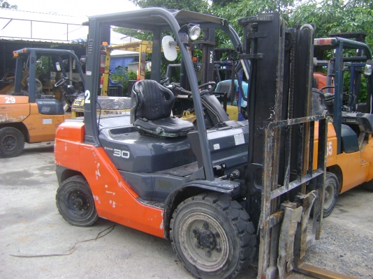 ขายรถยก 3 ตัน เจ้าของขายเอง ขายได้ขายเลย