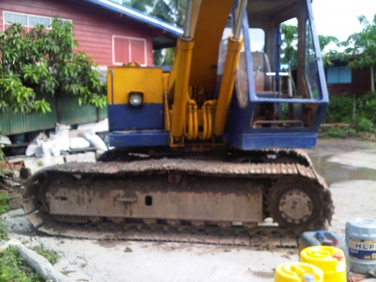 ขาย!!! ด่วน!!! รถแบคโฮ komatsu Pc 120-2 เครื่องเดิม ปั๊มเดิม ขายตามสภาพ พร้อมใช้งาน++