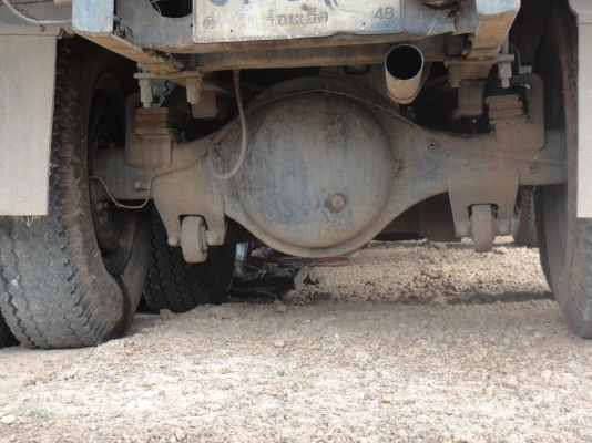 ขายรถ MITSUBISHI FN527M-A26414 เครื่อง 6D16 195 แรงม้า ปี 36 2 สิบล้อ 2 เพลาดั้ม