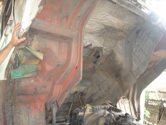 ขายรถ MITSUBISHI FN527M-A26414 เครื่อง 6D16 195 แรงม้า ปี 36 2 สิบล้อ 2 เพลาดั้ม