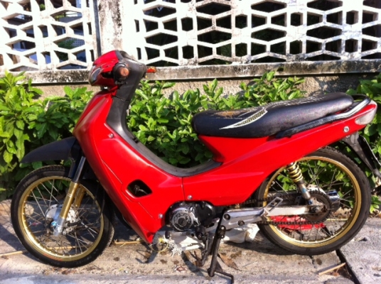 Honda wave 100  สตาร์ทมือ
