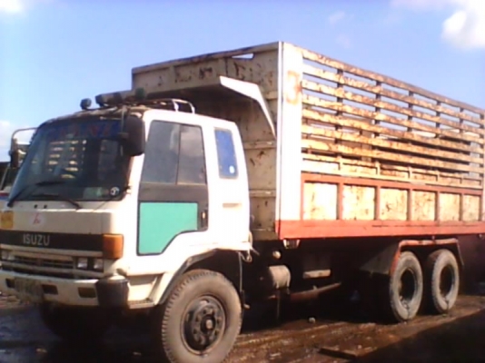 รถดั๊ม ROCKY  เครื่อง  195  แรง  เครื่องดี  ครัชชีสวย