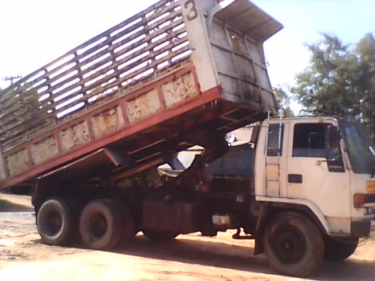 รถดั๊ม ROCKY  เครื่อง  195  แรง  เครื่องดี  ครัชชีสวย