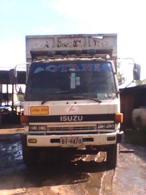 รถดั๊ม ROCKY  เครื่อง  195  แรง  เครื่องดี  ครัชชีสวย