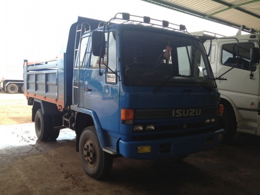 ขายครับเพิ่งทำเสร็จเทสแล้ว ISUZU ROCKY เครื่อง 195 กระบะดั้มดินยาว 3.8 เมตร ยาง 825 สภาพใหม่กิ้บพร้อมทะเบียนน่าใช้ครับ