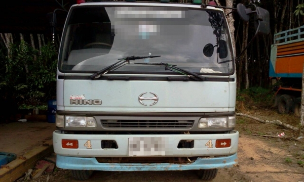 HINO FF1J   220 แรงม้า  ราคาต่อรองได้ค่ะ