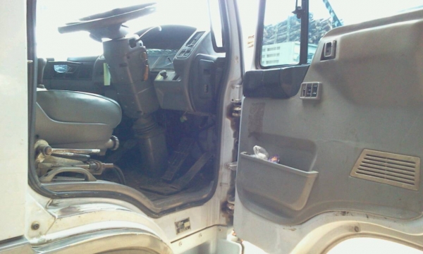 HINO FF1J 220 แรงม้า ราคาต่อรองได้ค่ะ HINO FF1J 220 แรงม้า ราคาต่อรองได้ค่ะ