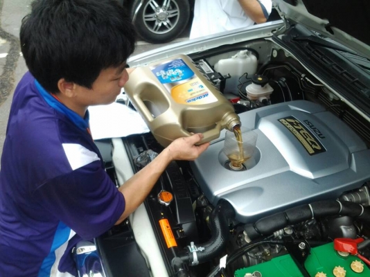 น้ำมันเครื่องสังเคราะห์ 100 \%และผลิตภัณฑ์ ACDelco ราคาพิเศษสุดๆ